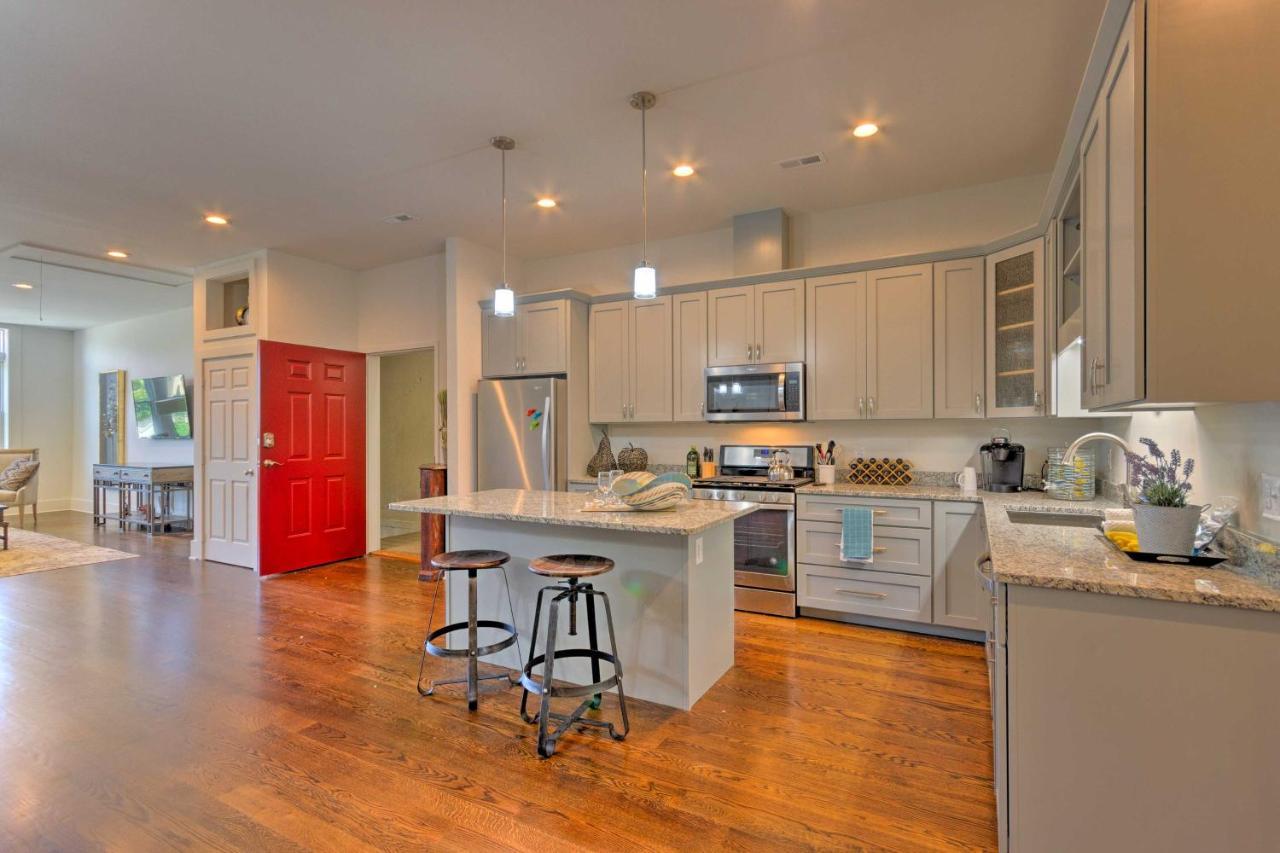 Modern Main St Apt In Downtown Waynesville! エクステリア 写真